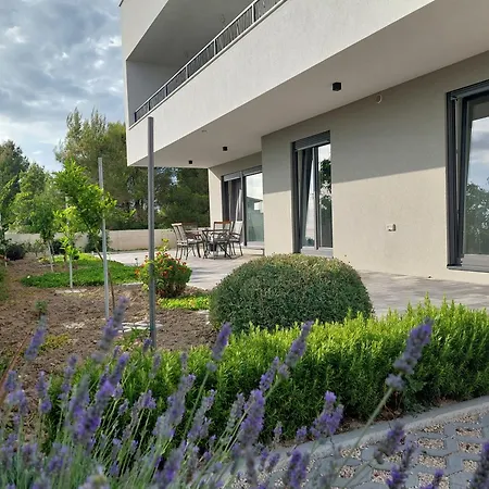 Zlata Apartment Pakoštane